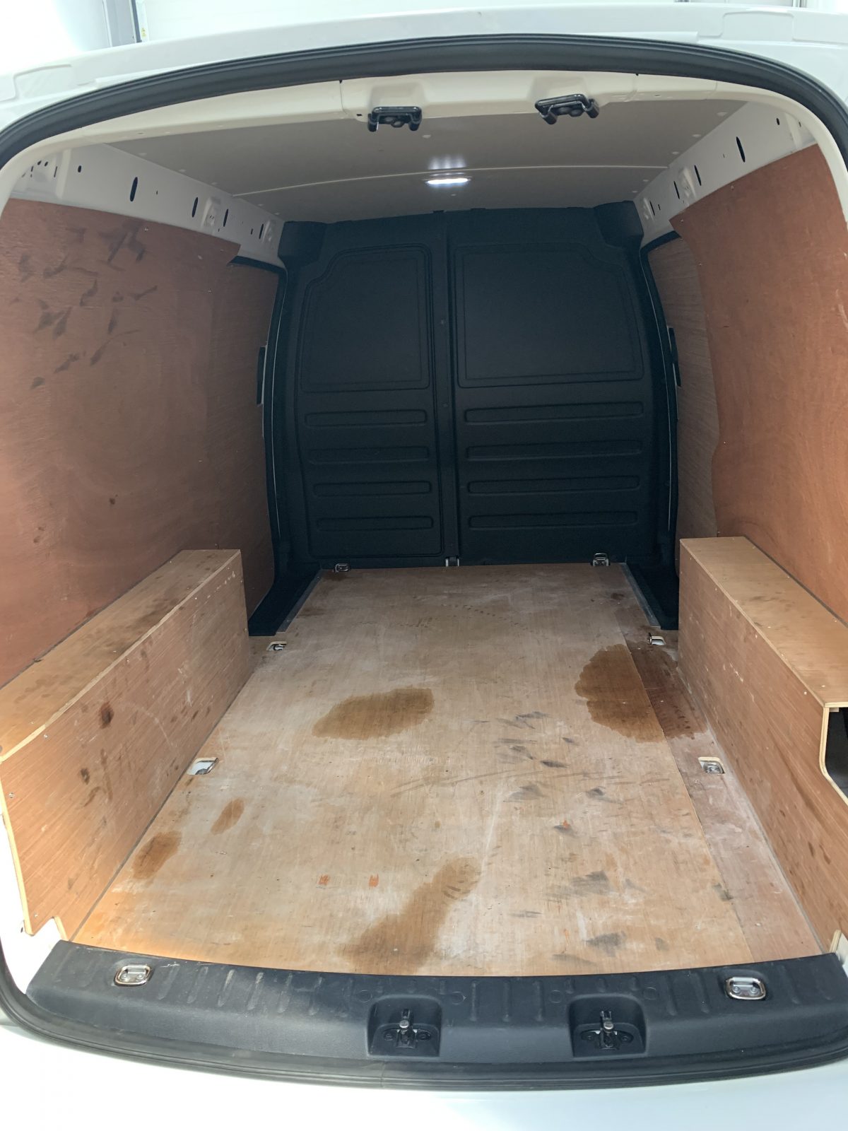 Van Carpet Lining | Ply Lining | Vanwagen Cambridgeshire | Lincolnshire